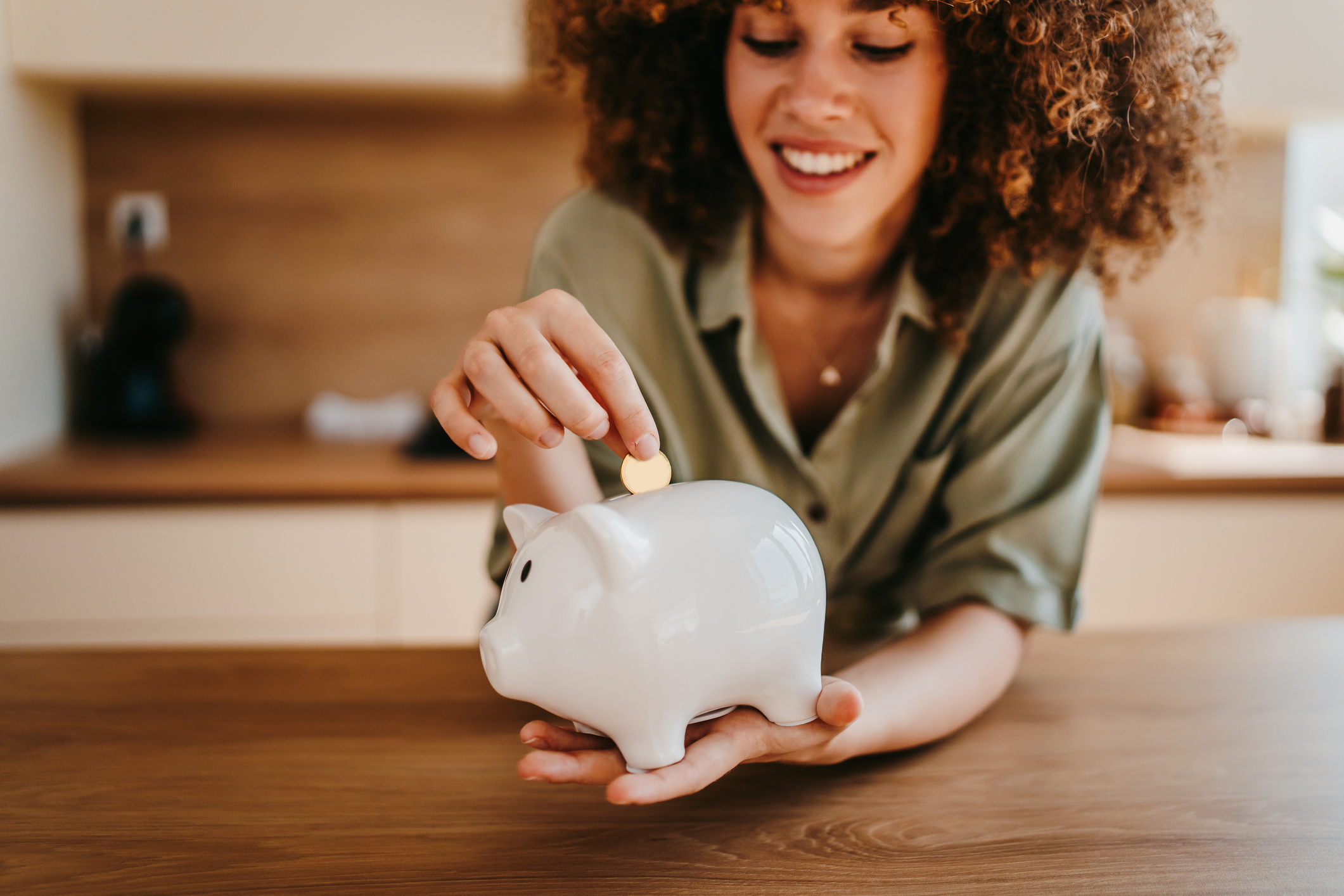 Saving Money in 2026: Practical Ways to Keep More of What You Earn image