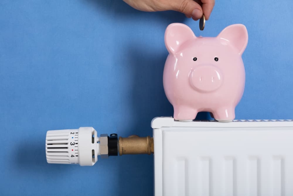 3 Easy Ways to Save Money on Heating Costs this Winter image
